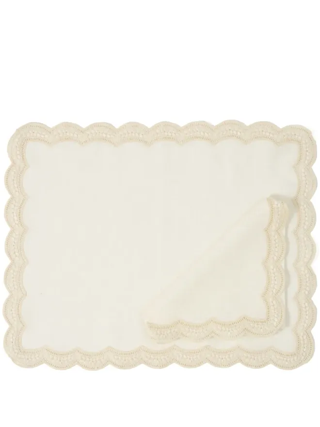 Cabana Cabana エミリア スカラップ刺繍リネン ランチョンマット - ホワイトの商品画像