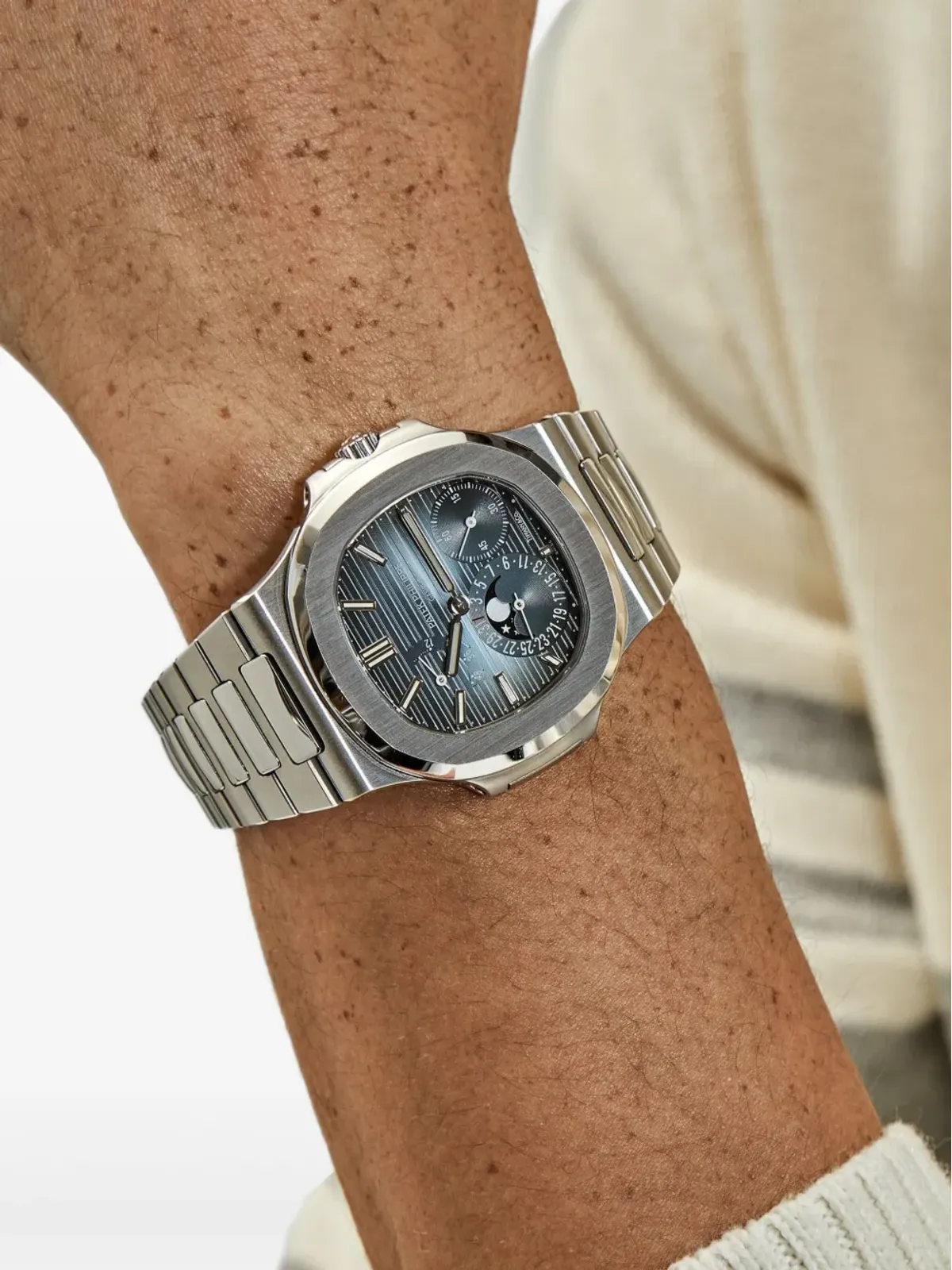 Patek Philippe Pre-Owned ノーチラス 5712/1A-001 ムーンフェイズ ティファニー・コ ブルー - 画像2