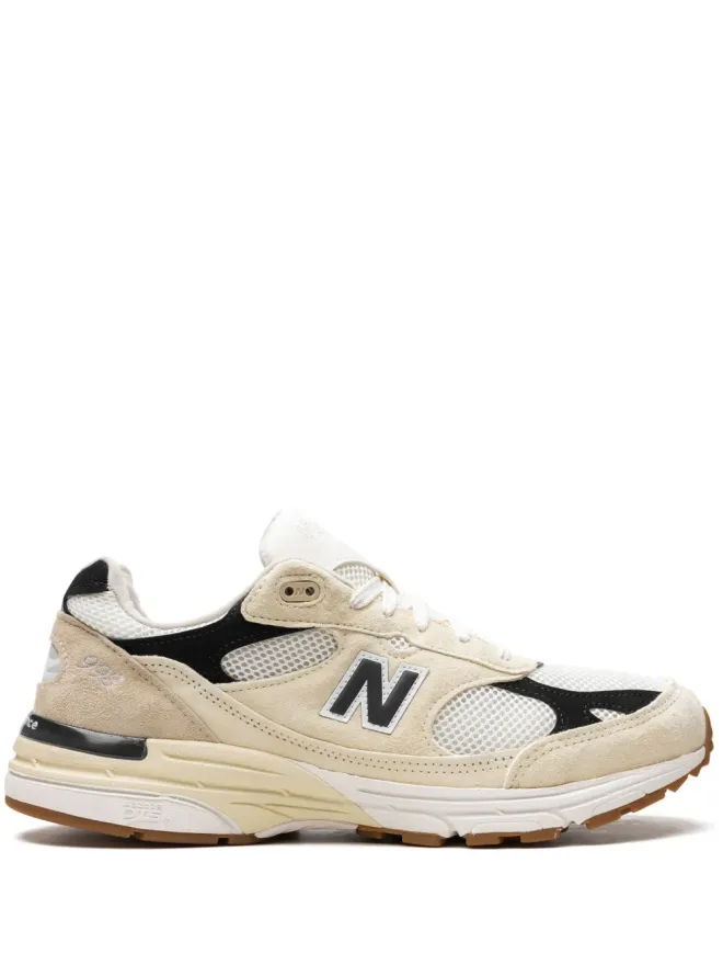 New Balance New Balance x テディ・サンティス 993 USA製 Sea Salt ブラック スニーカーの商品画像