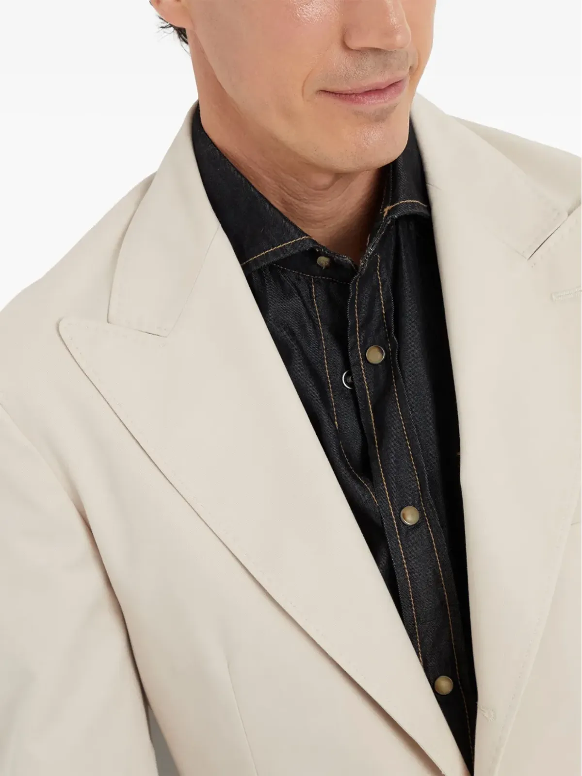 Brunello Cucinelli 解体的デザインのギャバジン 大きめラペル ブレザー ニュートラルカラー - 画像5