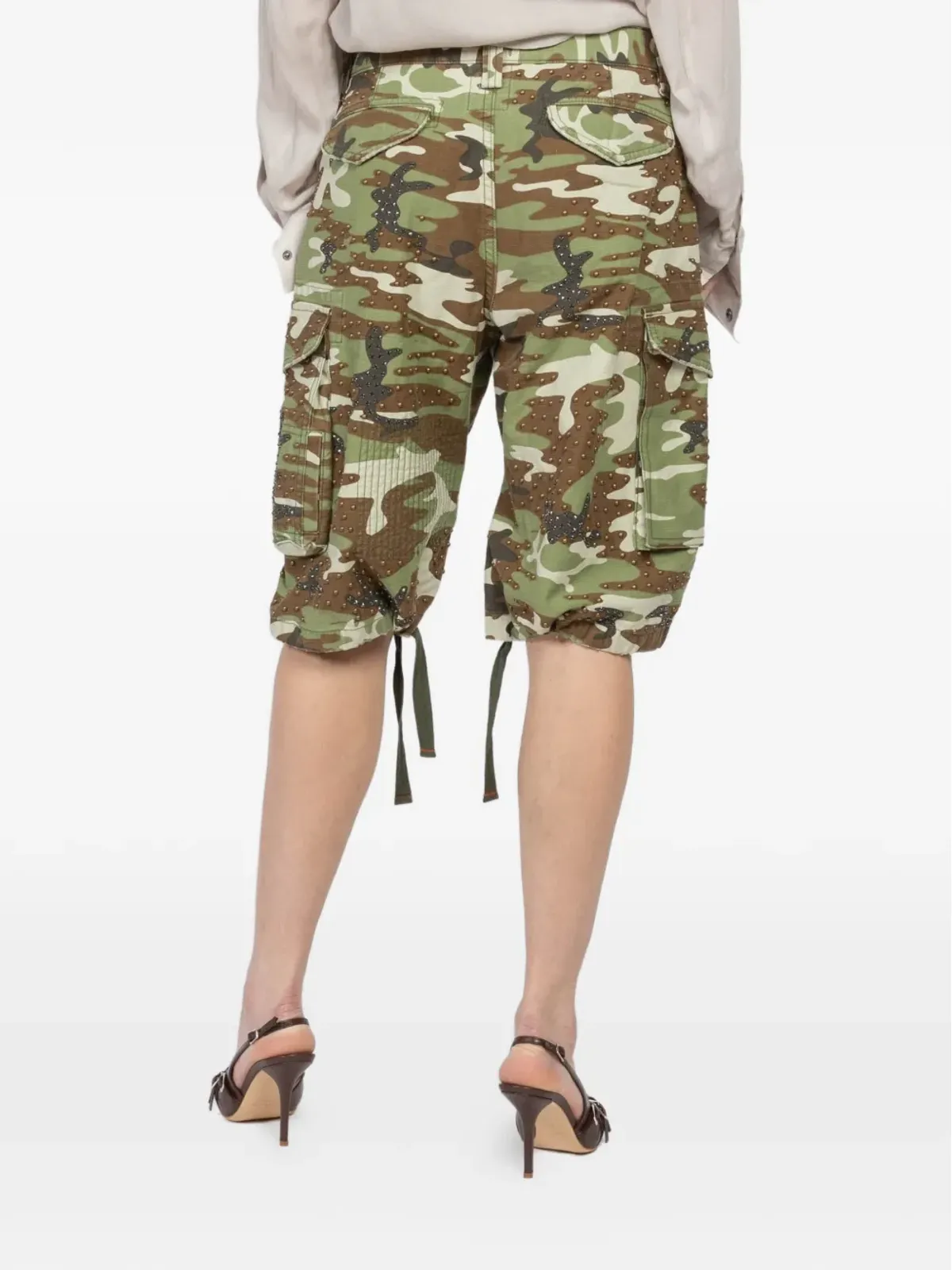 cout de la liberte 迷彩柄スタッズ付き装飾ショートパンツ - 画像4