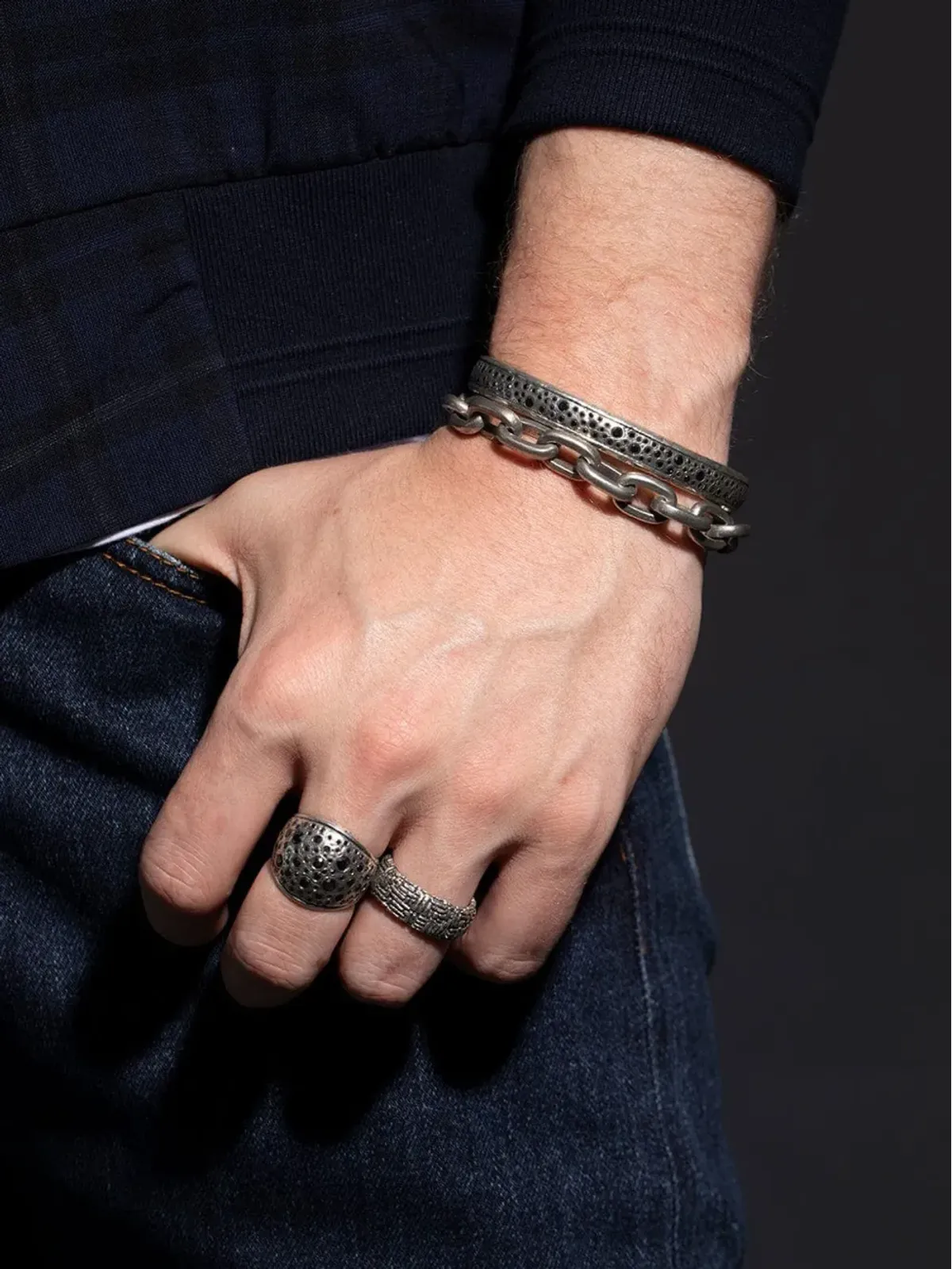 John Varvatos スターダスト ブラックダイヤモンド カフス - 画像2