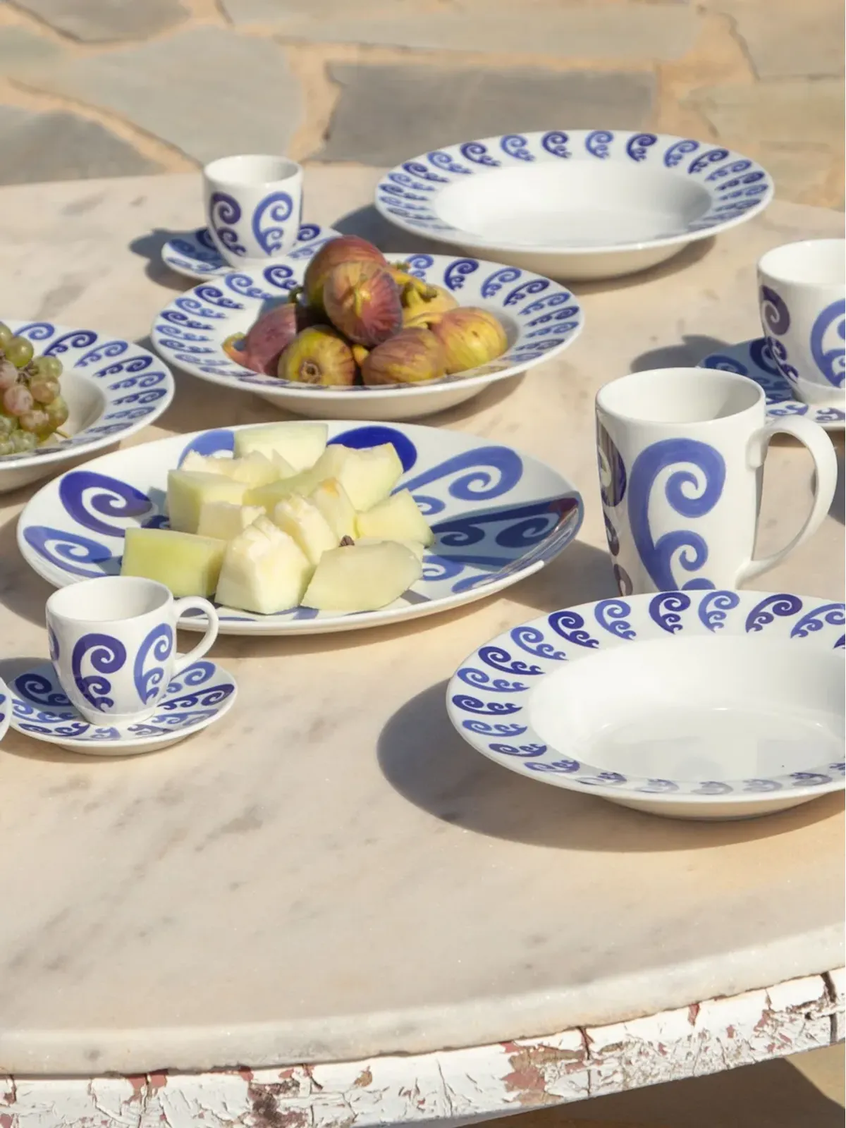 Themis Z Athenee Peacock tea cup and saucer - White - 画像3