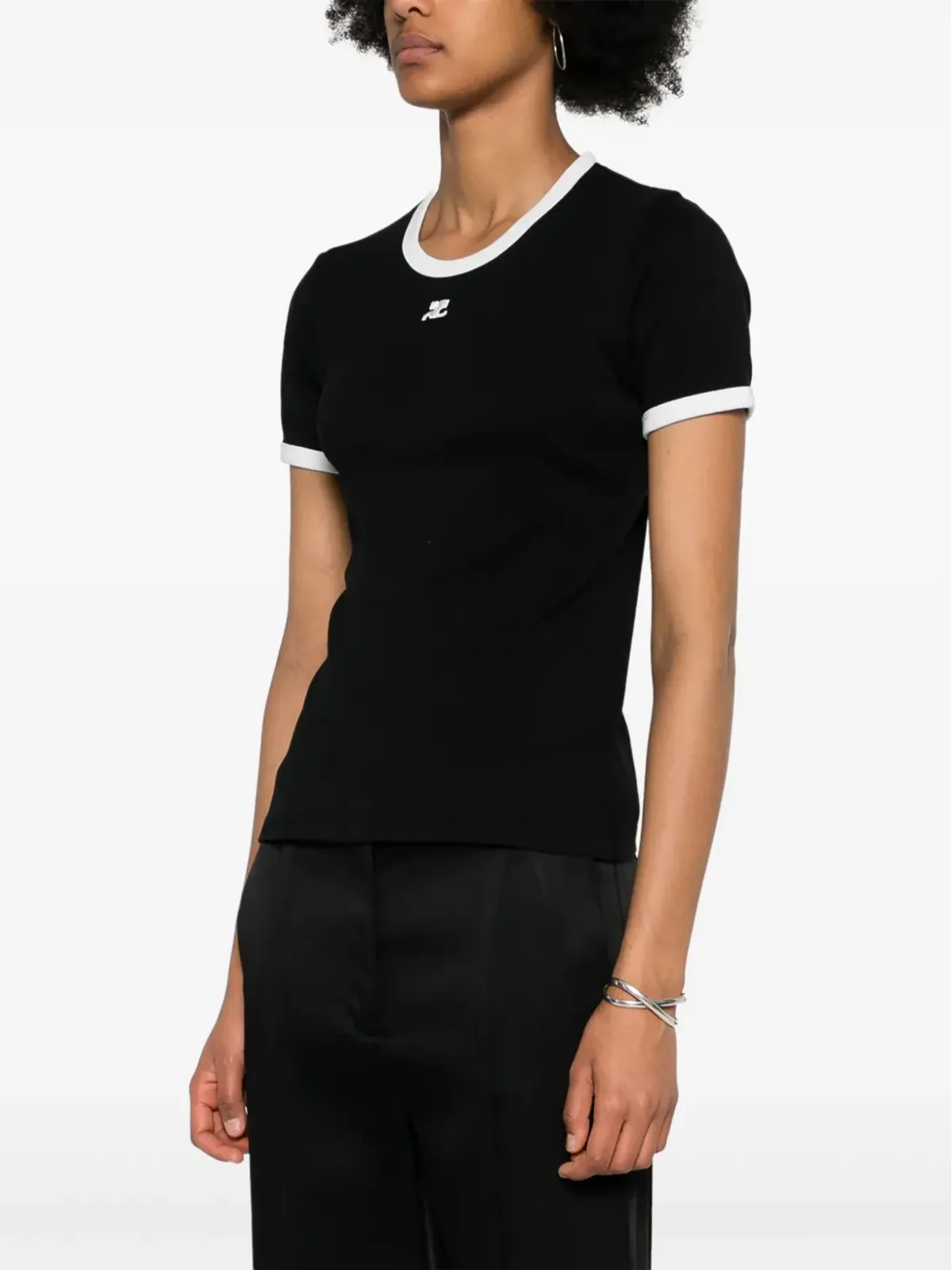 Courrèges ロゴパッチ・コントラストトリム Tシャツ - ブラック - 画像3