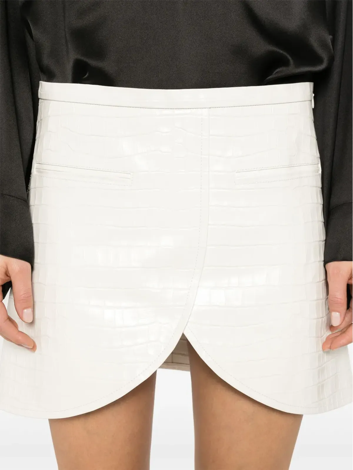Courrèges Ellipse crocodile-effect leather mini skirt - 画像5