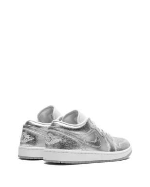 Jordan エアジョーダン 1 ロー SE「Metallic Silver」スニーカー - サムネイル3