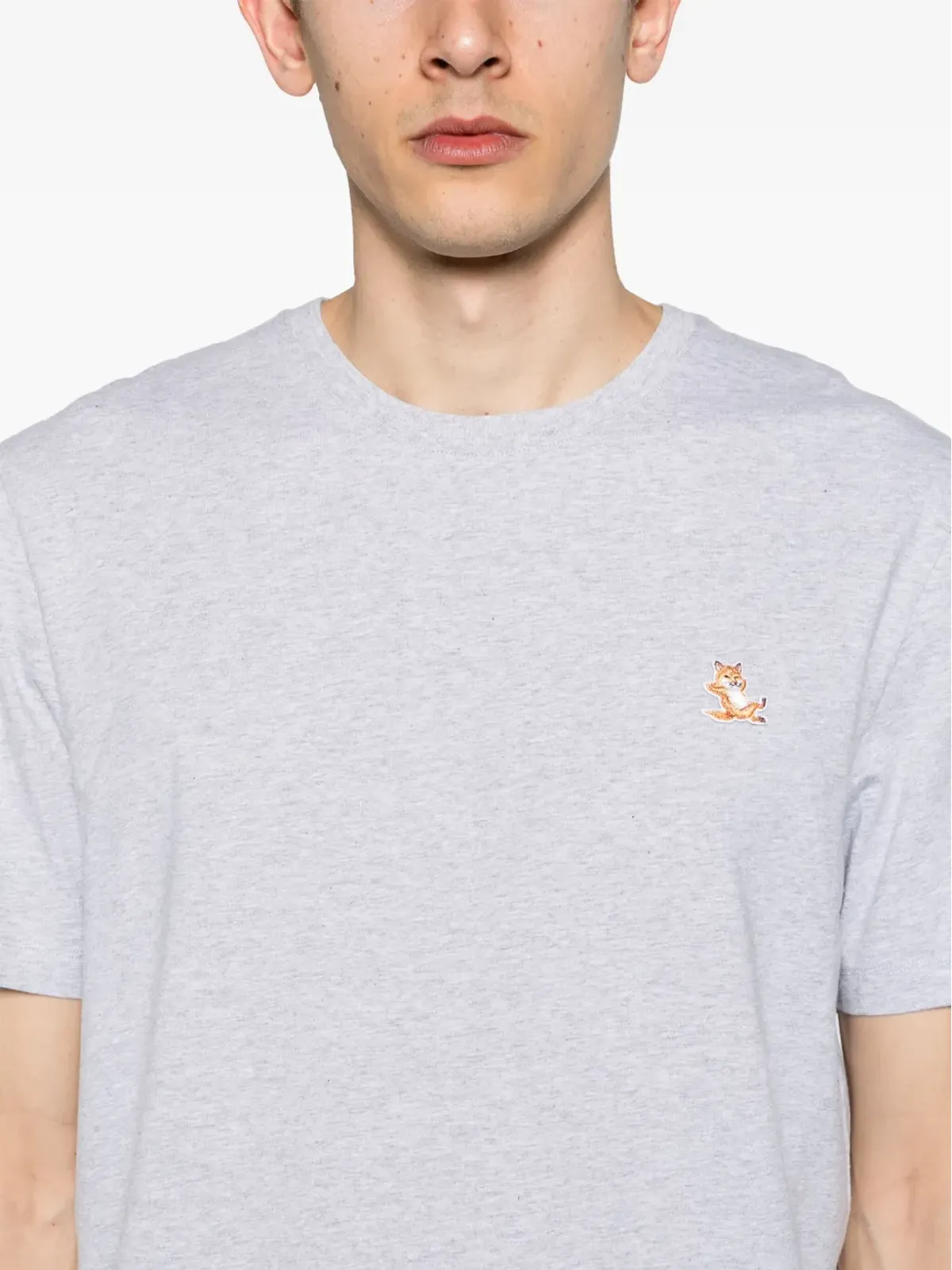 Maison Kitsuné Chillax Foxパッチ コットン Tシャツ - グレー - 画像5