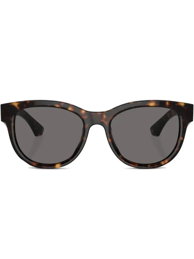Burberry Eyewear Burberry Eyewear べっこう柄ウェイファラーフレーム サングラスの商品画像