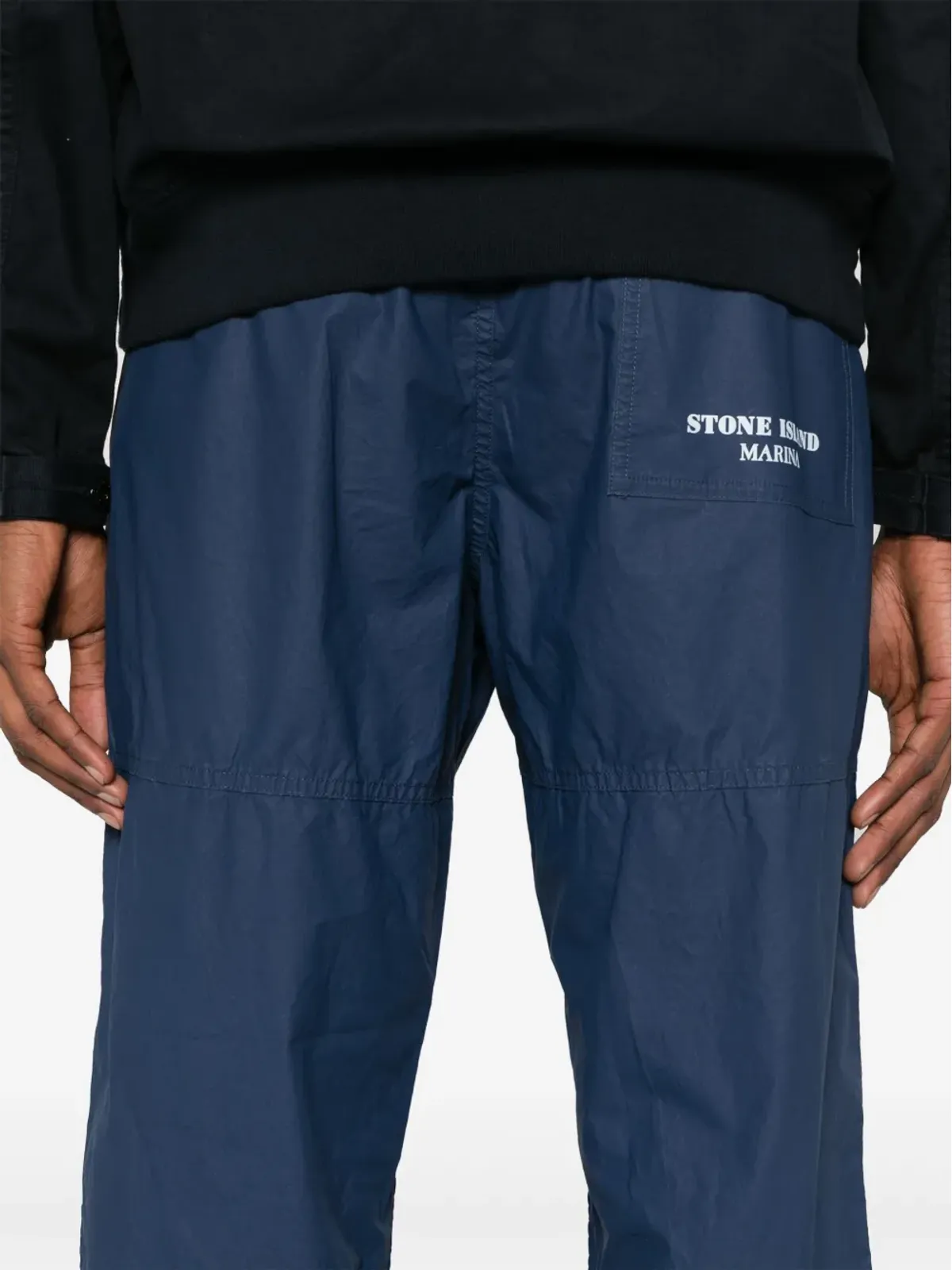 Stone Island ロゴプリントパンツ - ブルー - 画像5