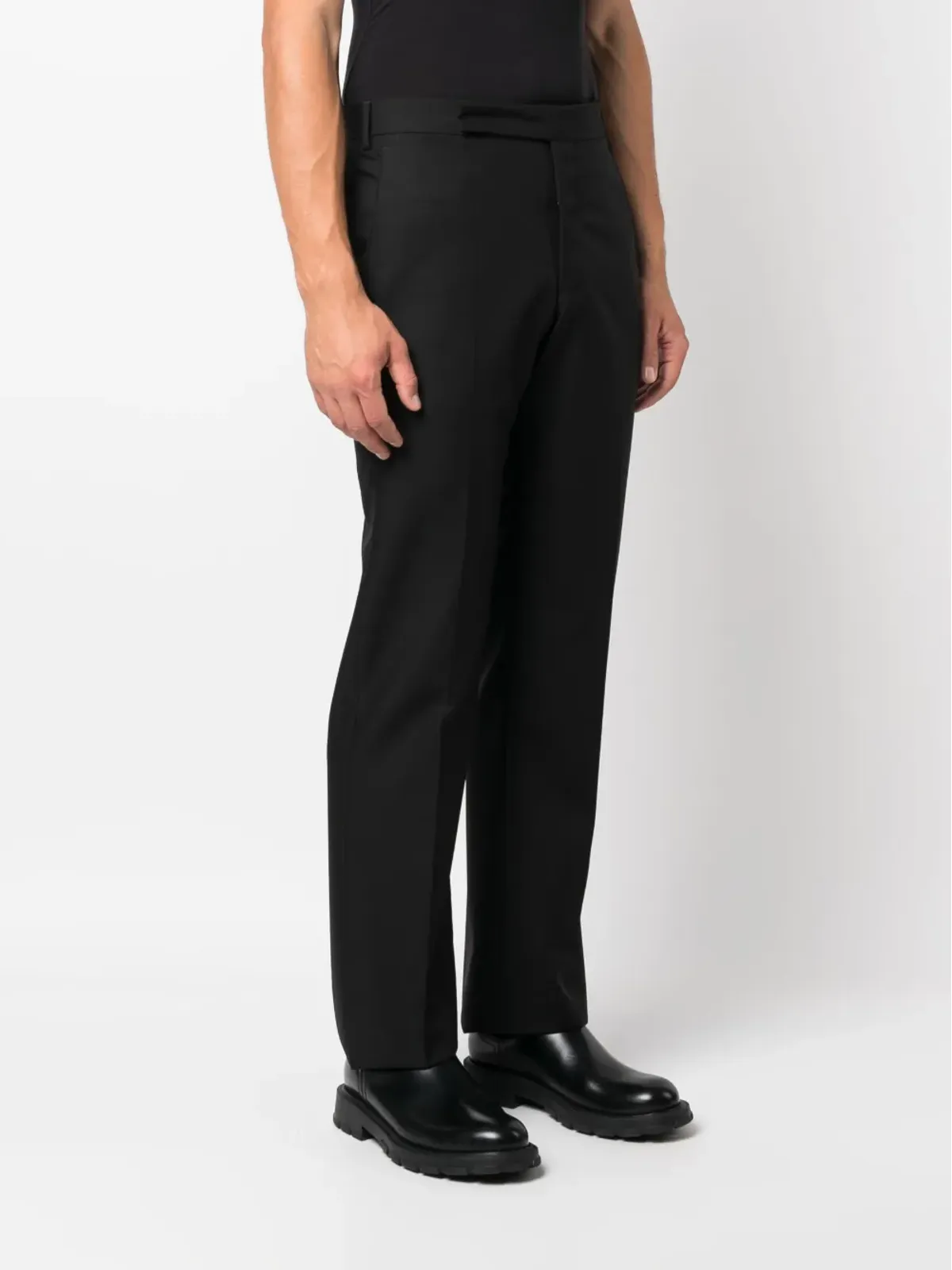 Lardini センタープレス テーパードパンツ - 画像3