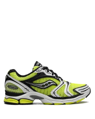 Saucony Progrid Triumph 4 ネオンイエロー スニーカー - サムネイル1
