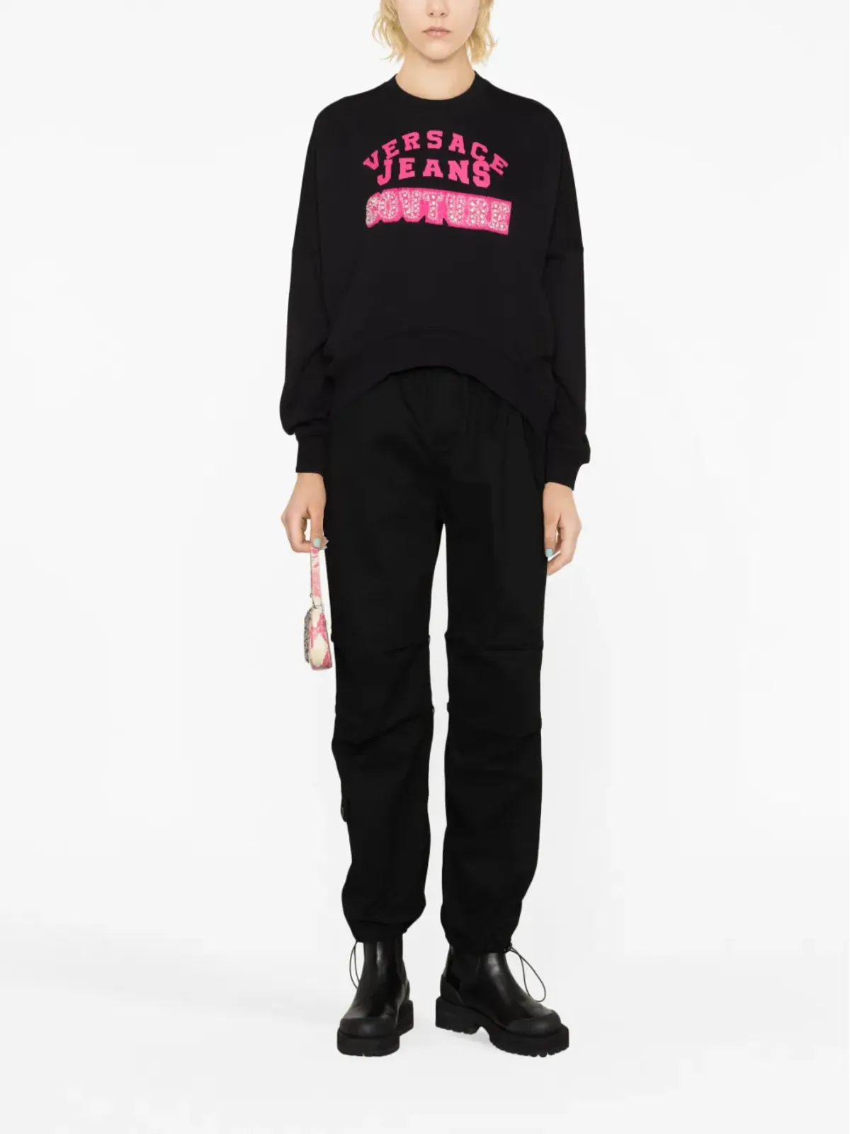 Versace Jeans Couture クリスタルエンベリッシュ ロゴプリント スウェットシャツ（ブラック） - 画像2