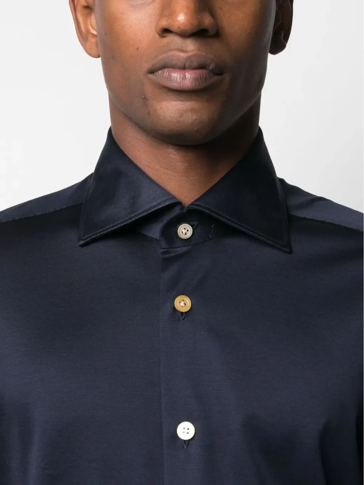 Kiton スリムカット コットンシャツ - 画像5