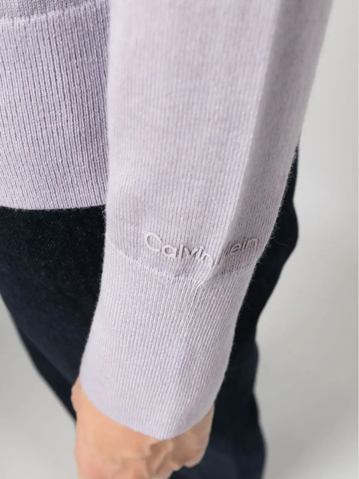 Calvin Klein ウール細編みニットジャンパー - 画像5