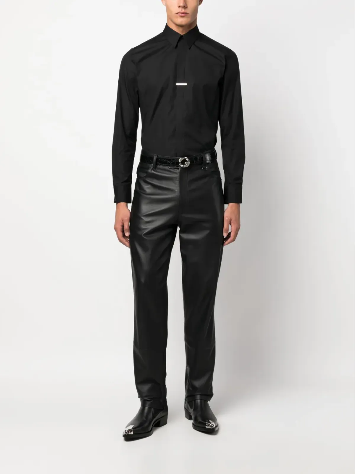 Givenchy ロゴプレート付き ポインテッドカラー コットンシャツ ブラック - 画像2