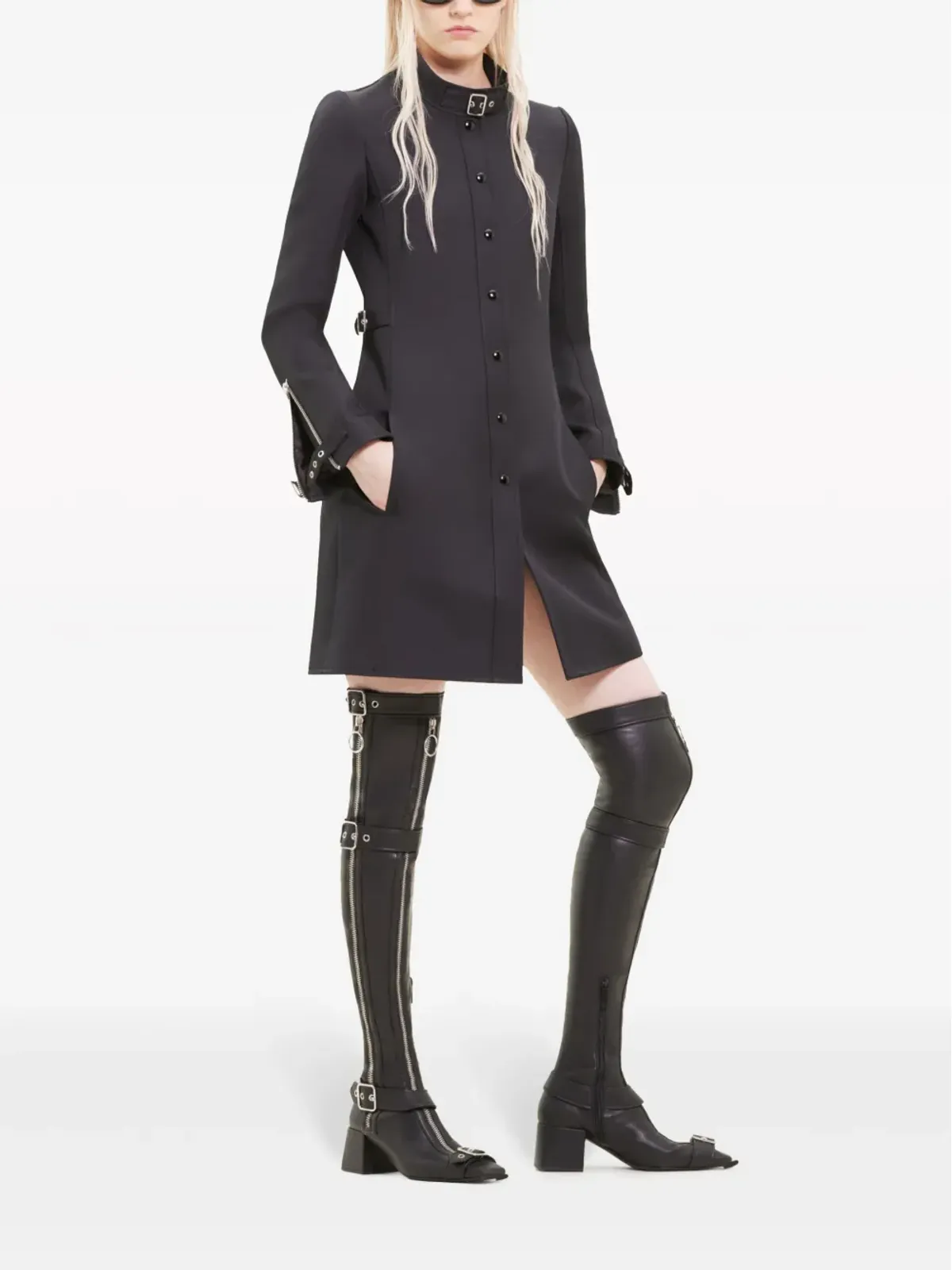 Courrèges バックルストラップ付きツイルコート - 画像3