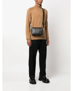 FENDI シャドウ カメラバッグ - サムネイル2