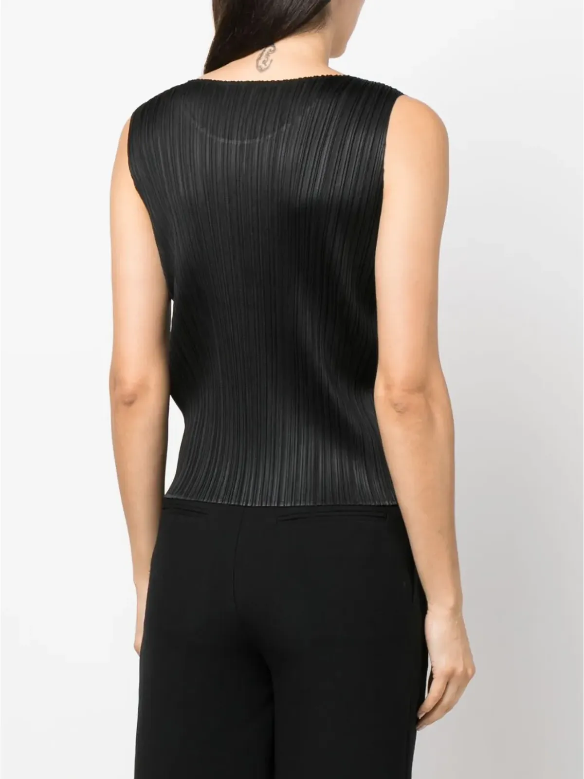 Pleats Please Issey Miyake プリーツスクープネック ベスト - 画像4