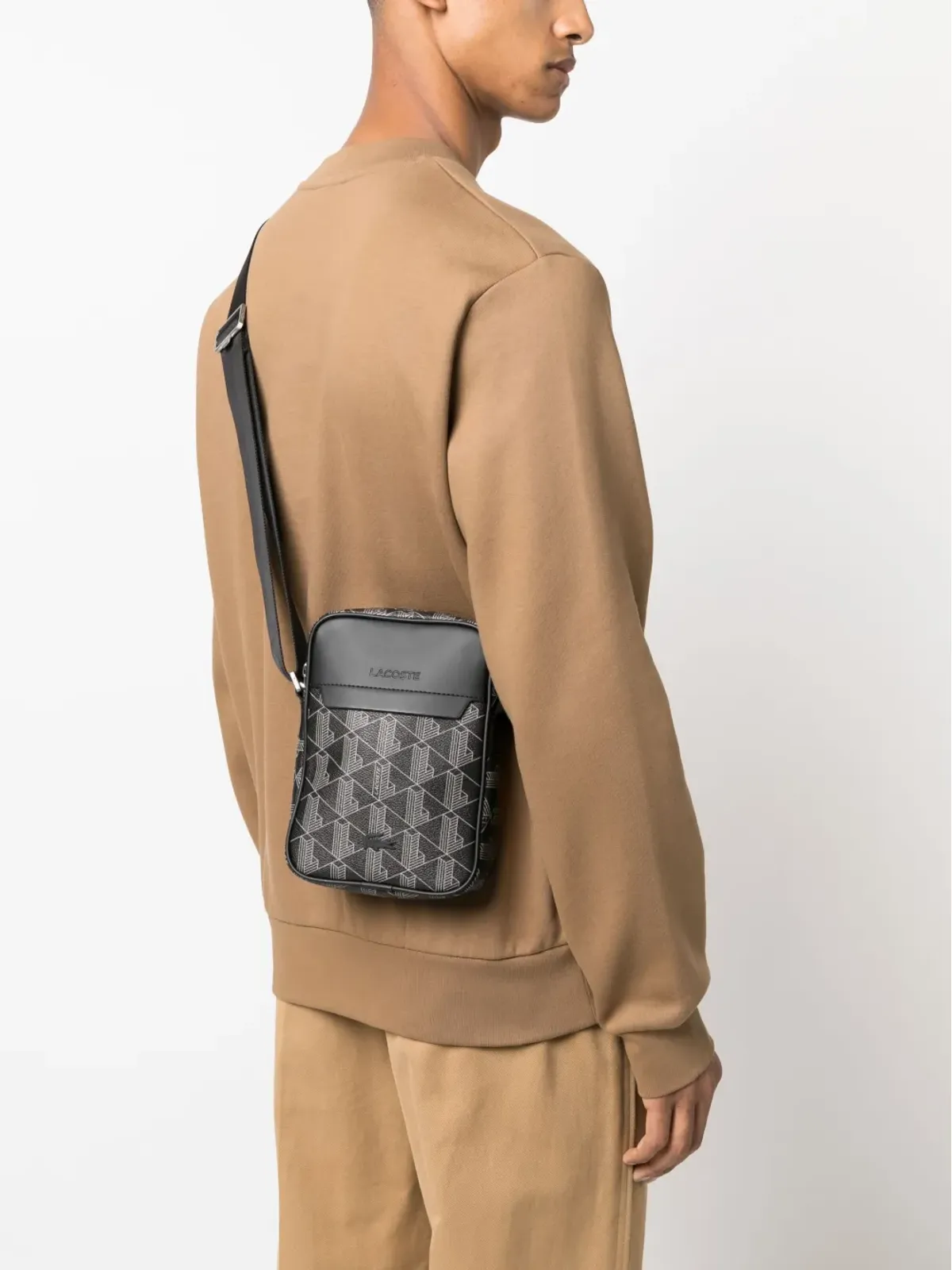 Lacoste The Blend モノグラム柄 メッセンジャーバッグ - 画像2
