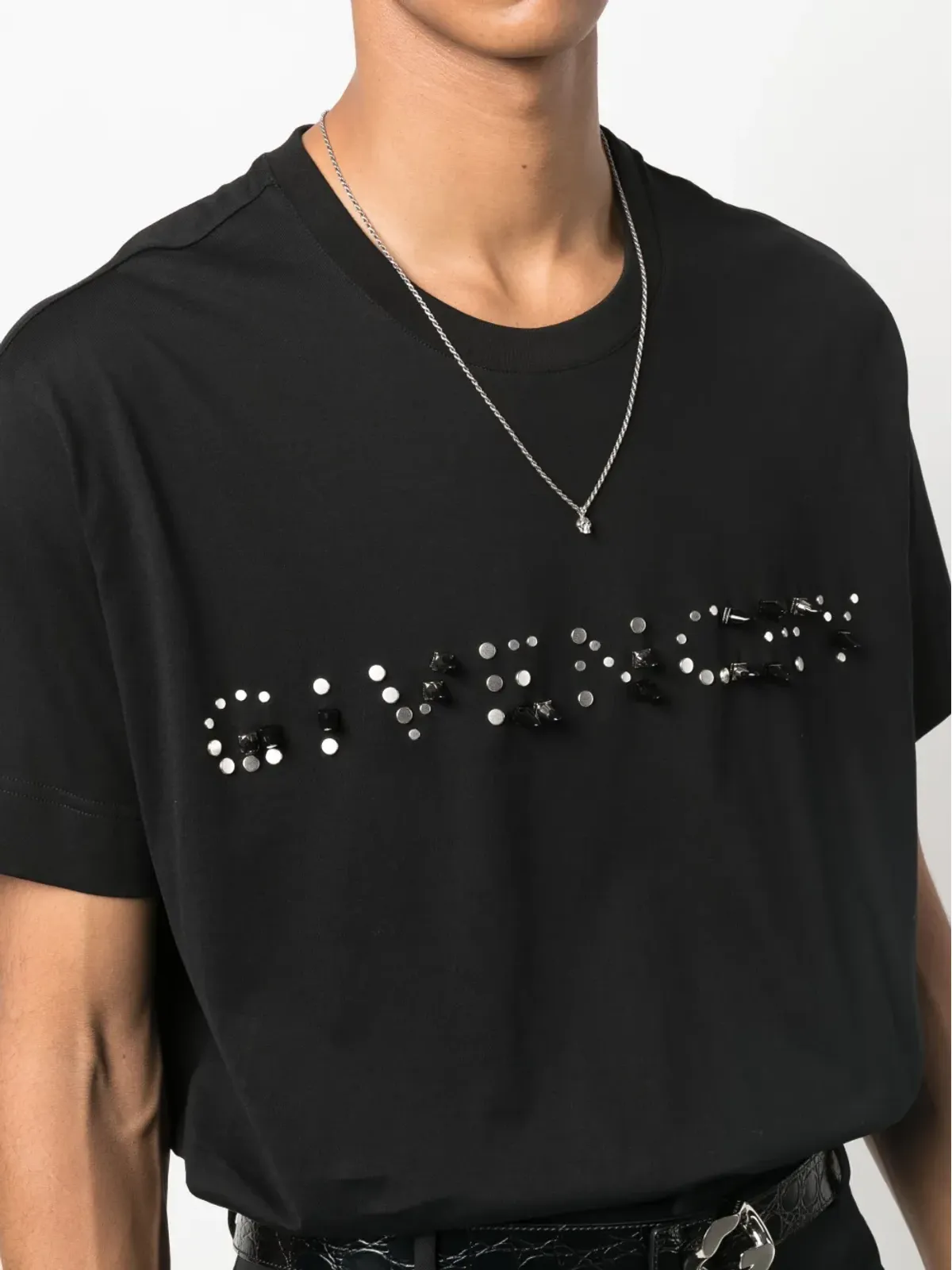 Givenchy スタッズ入りロゴ コットンTシャツ - 画像5