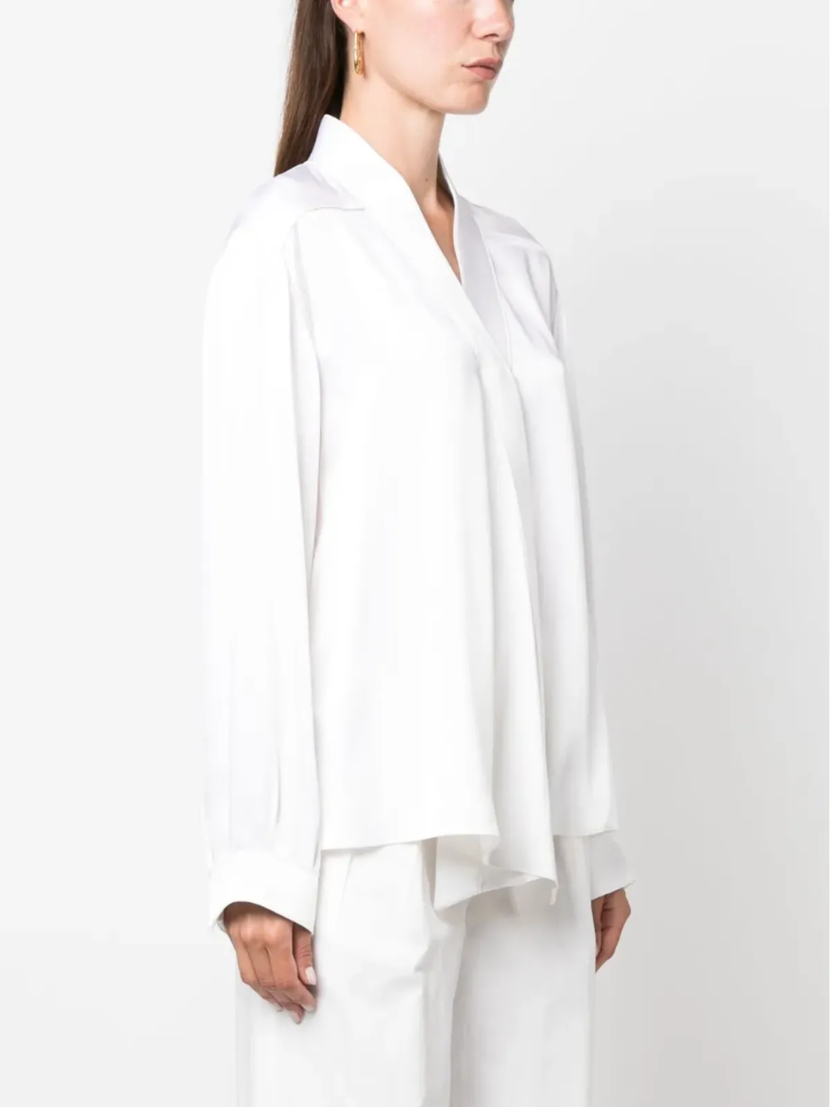 Giorgio Armani Vネック長袖シルクシャツ - 画像3