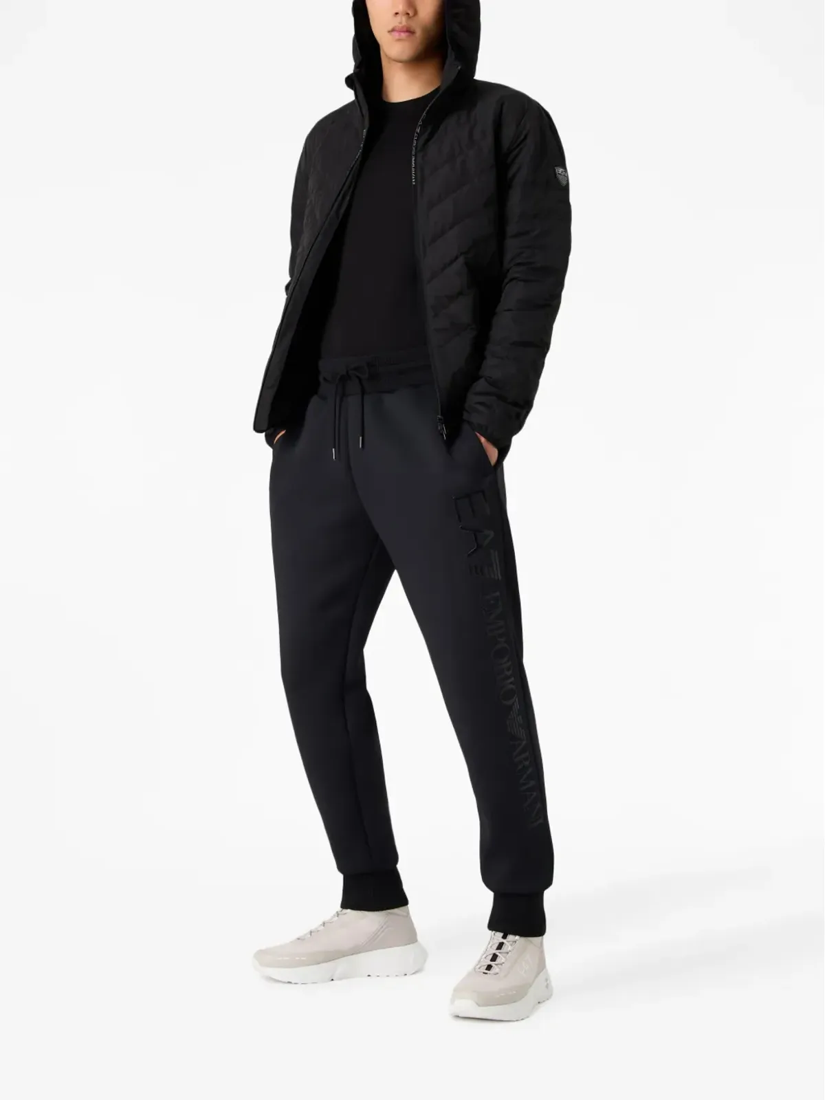 Ea7 Emporio Armani ロゴパッチ クルーネック Tシャツ - 画像2