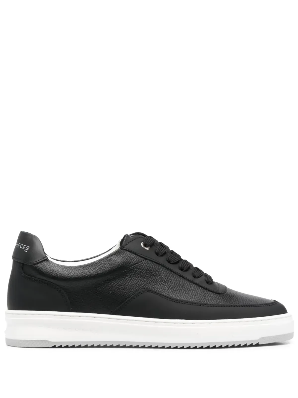 Filling Pieces モンド・クラムス ロー・トップスニーカー ブラック - 画像1