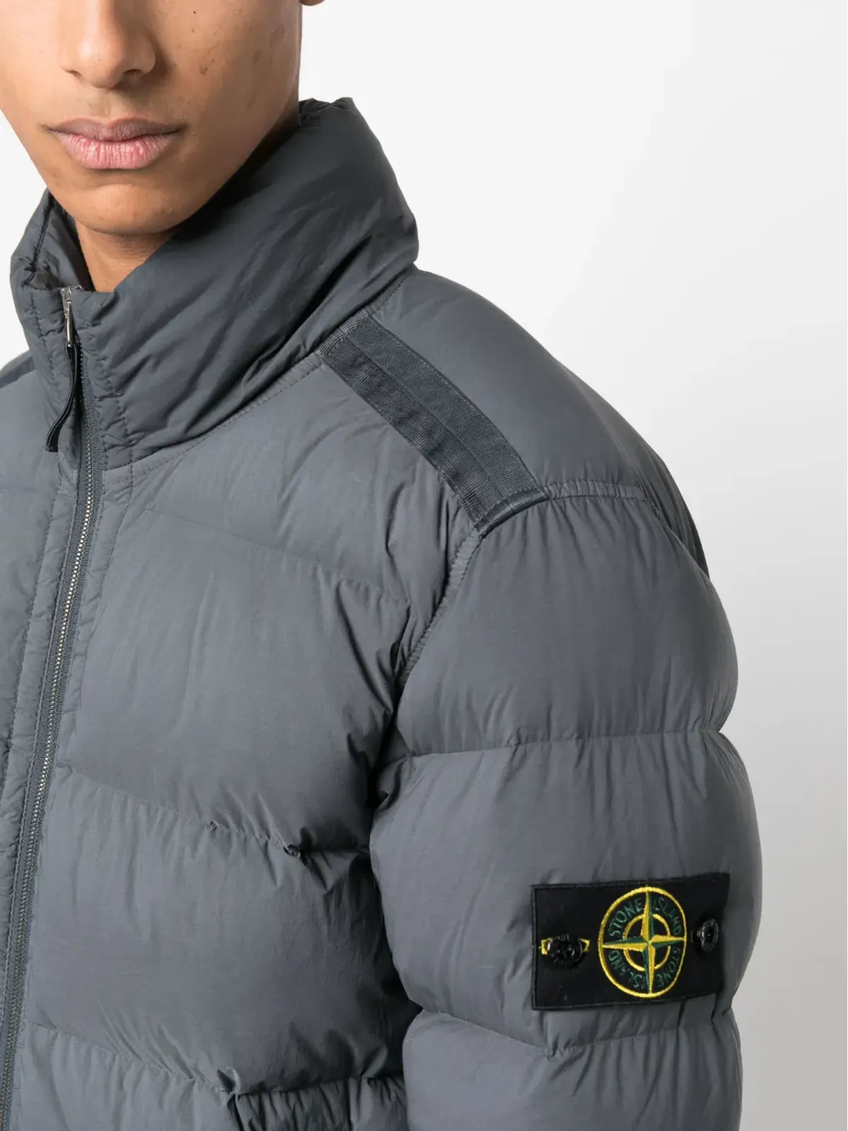 Stone Island Compassパッチ付きダウンジャケット - 画像5