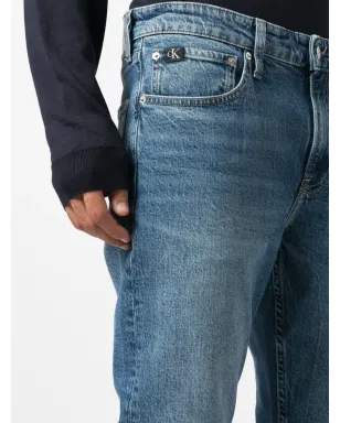 Calvin Klein Jeans ロゴパッチ付きスリムカットジーンズ - サムネイル5