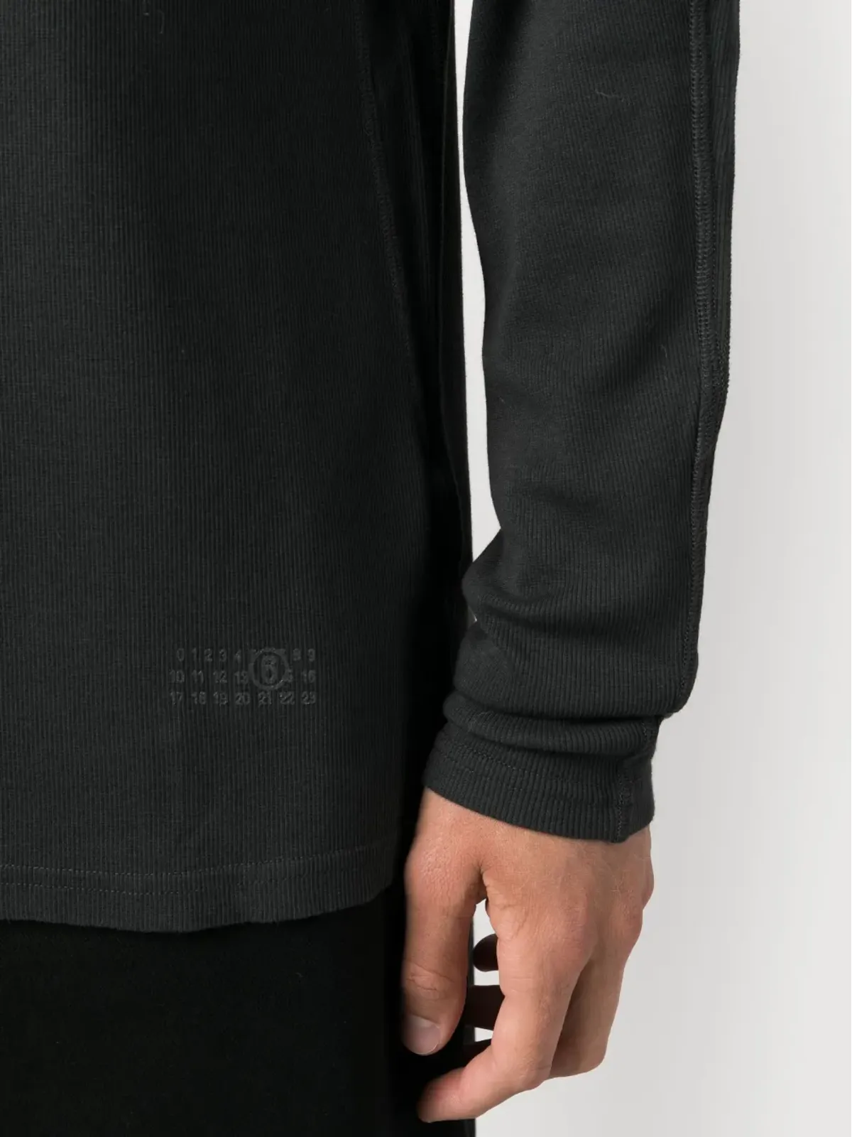 MM6 Maison Margiela ロールネックリブ編みジャンパー - 画像5