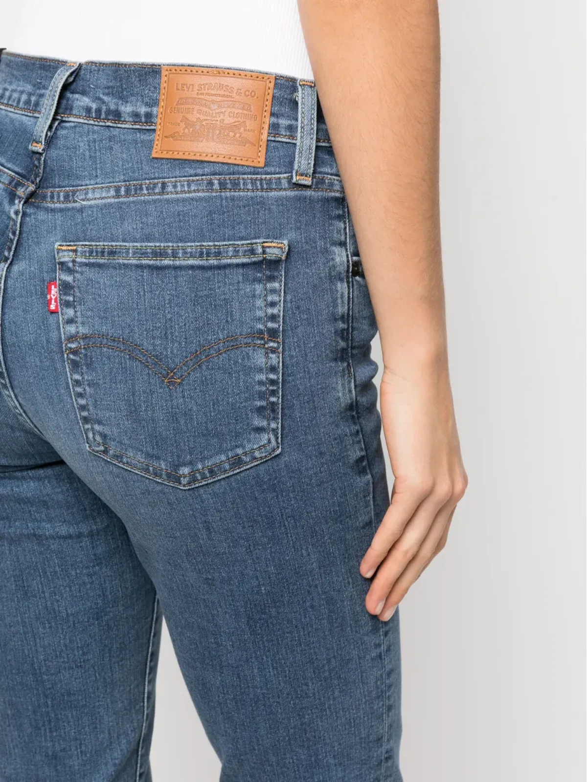 Levi's 724 ハイライズ・スリムフィット ジーンズ - ブルー - 画像5