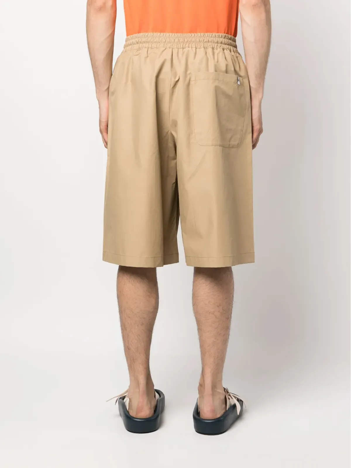 Maison Kitsuné ワイドレッグ ドローストリングウエストショーツ（ニュートラルカラー） - 画像4
