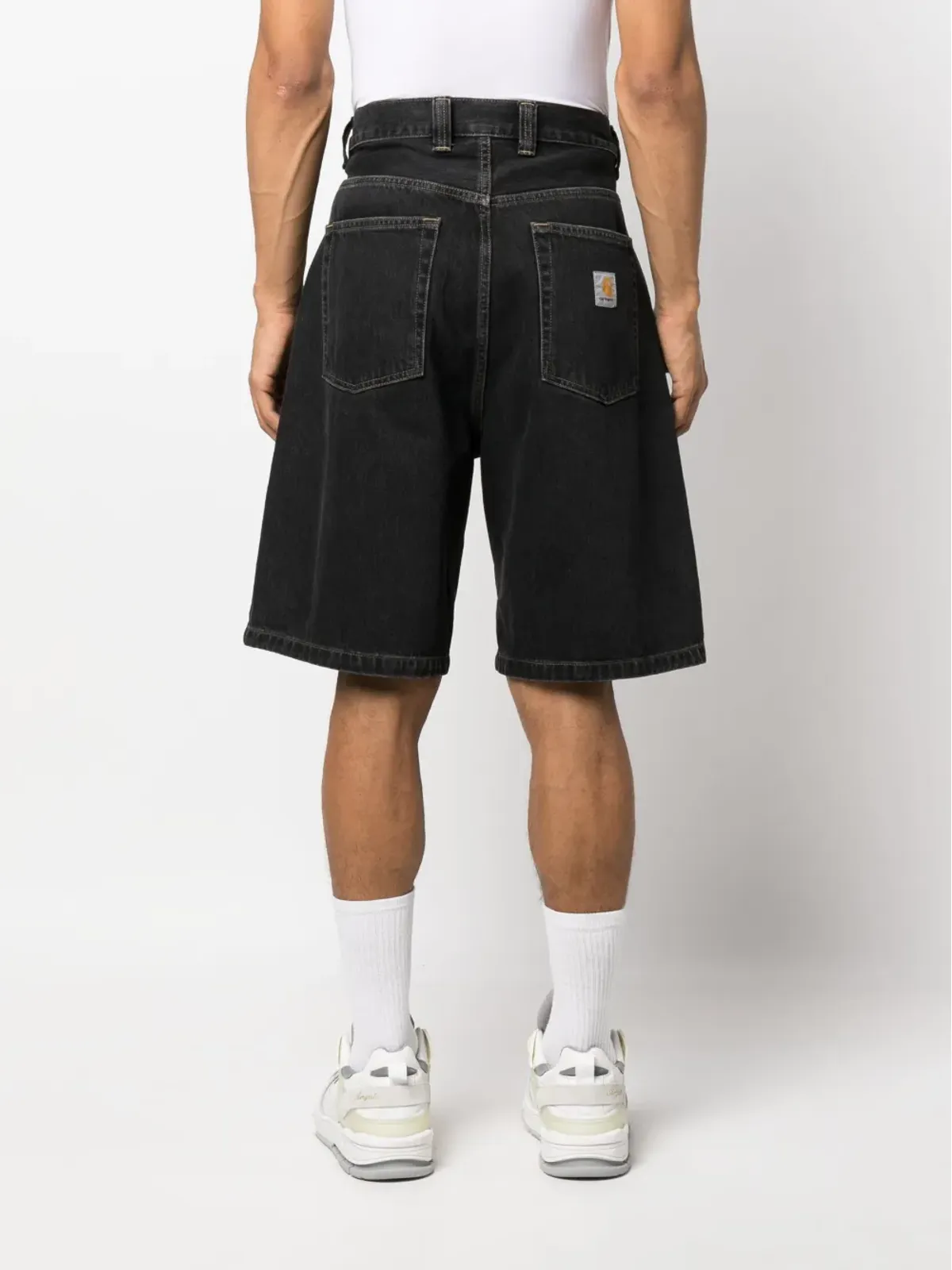 Carhartt WIP ロゴパッチ付きワイドレッグデニムショーツ - ブラック - 画像3