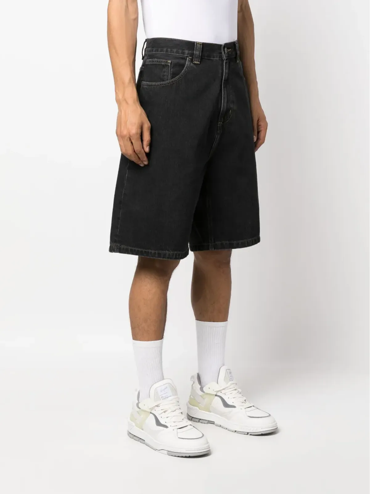 Carhartt WIP ロゴパッチ付きワイドレッグデニムショーツ - ブラック - 画像4