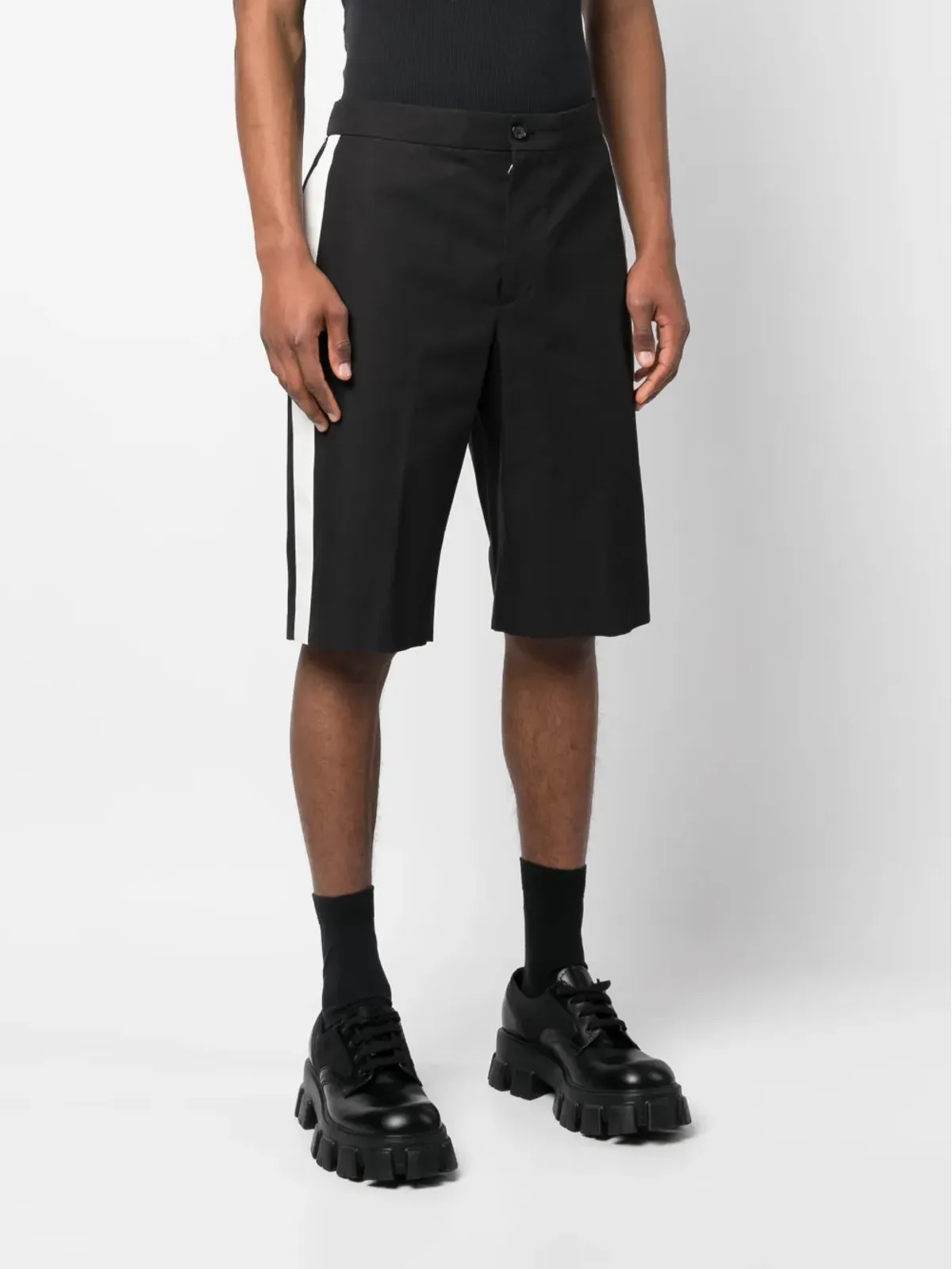 Alexander McQueen サイドストライプ Bermudaショーツ - 画像3