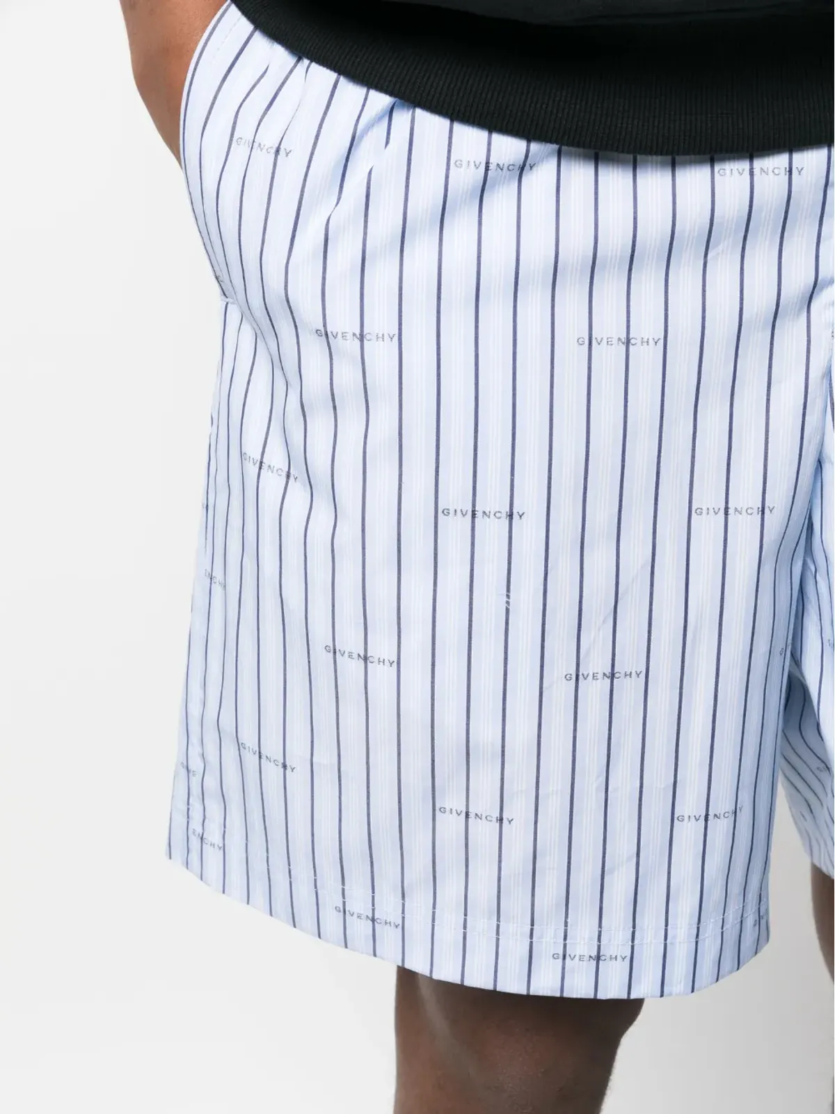 Givenchy ロゴディテール・ストライプショーツ - 画像5