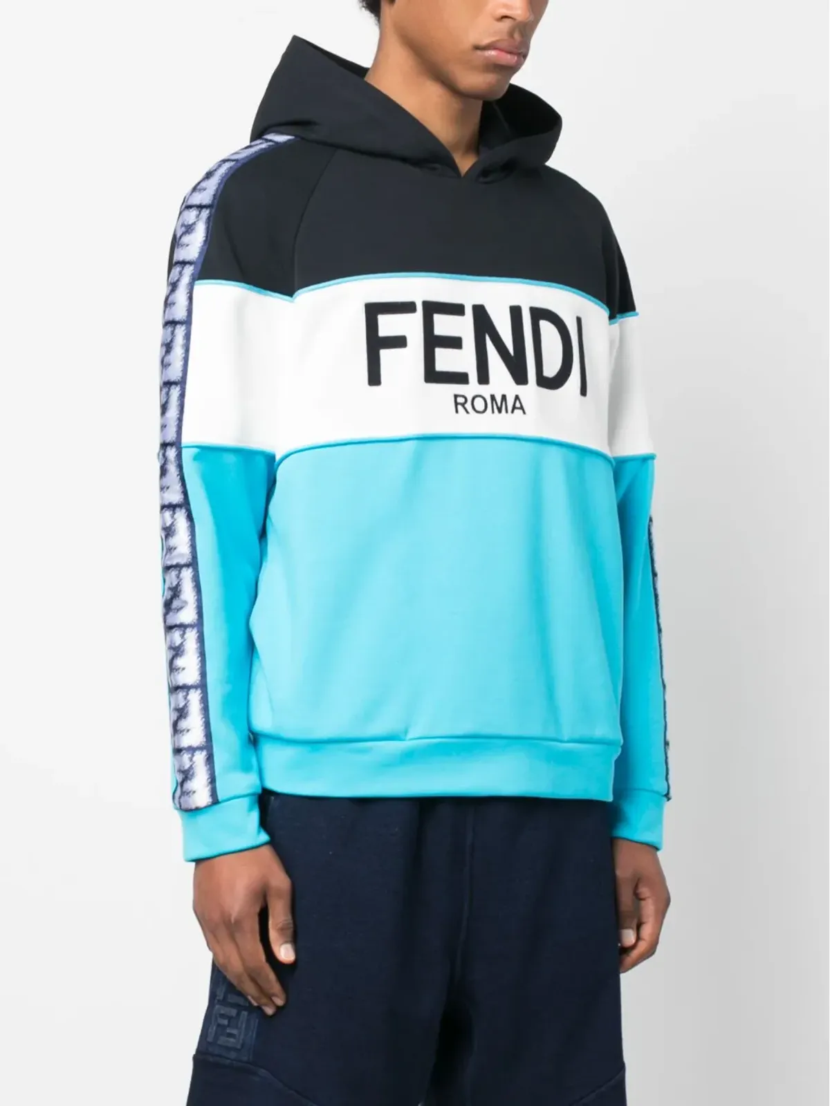 FENDI ロゴプリント・モノグラム・バンド フーディ - 画像3
