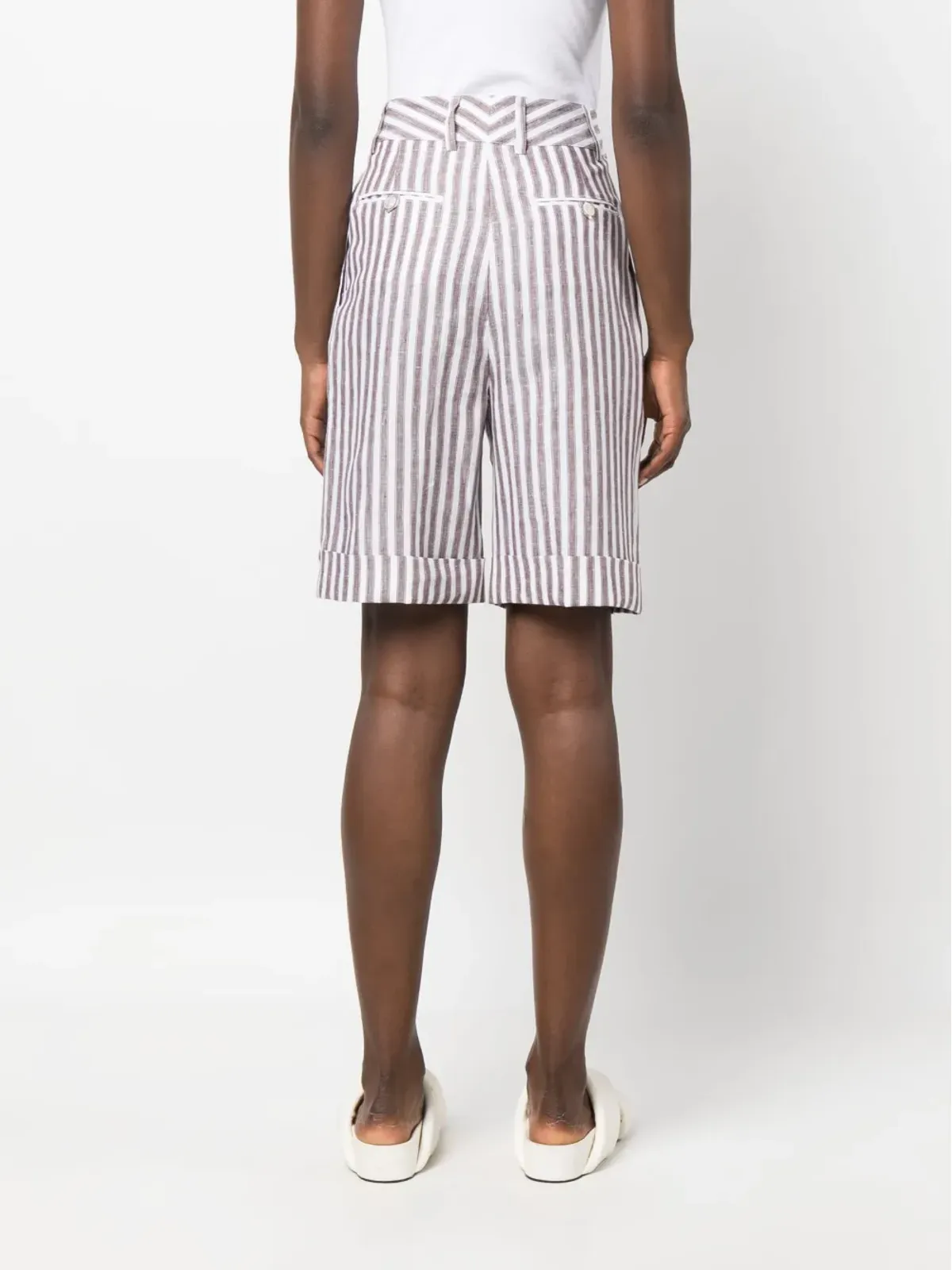 Kiton 縦ストライプ膝丈ショートパンツ - 画像4