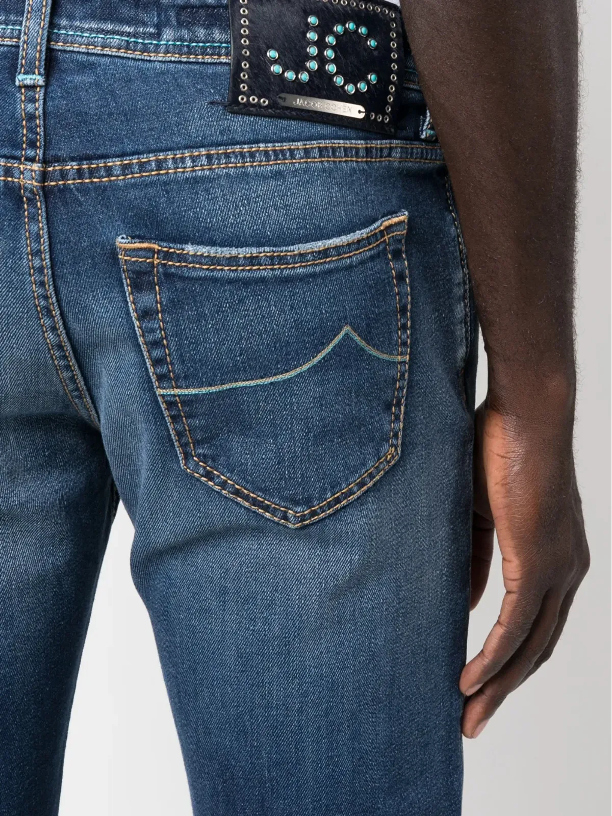 Jacob Cohën 刺繍ロゴ入りスリムフィットジーンズ - 画像5