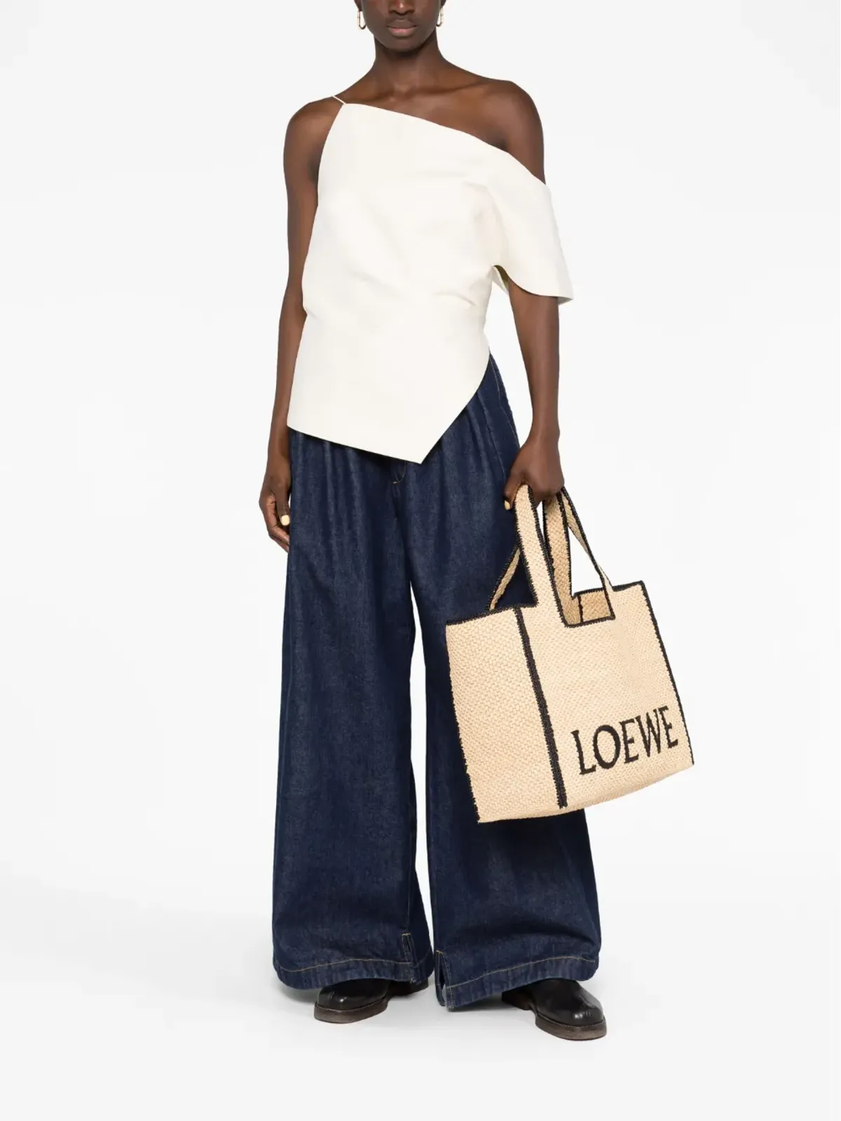 LOEWE ロゴ入りラフィア トートバッグ - 画像2