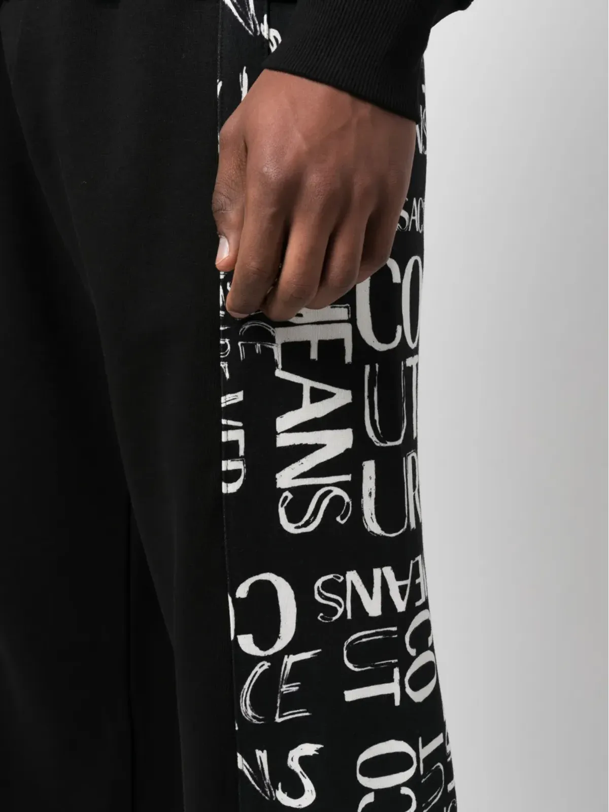 Versace Jeans Couture ロゴプリント コットン トラックパンツ ブラック - 画像5