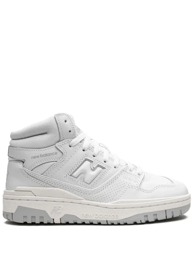 New Balance New Balance 650 トリプルホワイト スニーカーの商品画像
