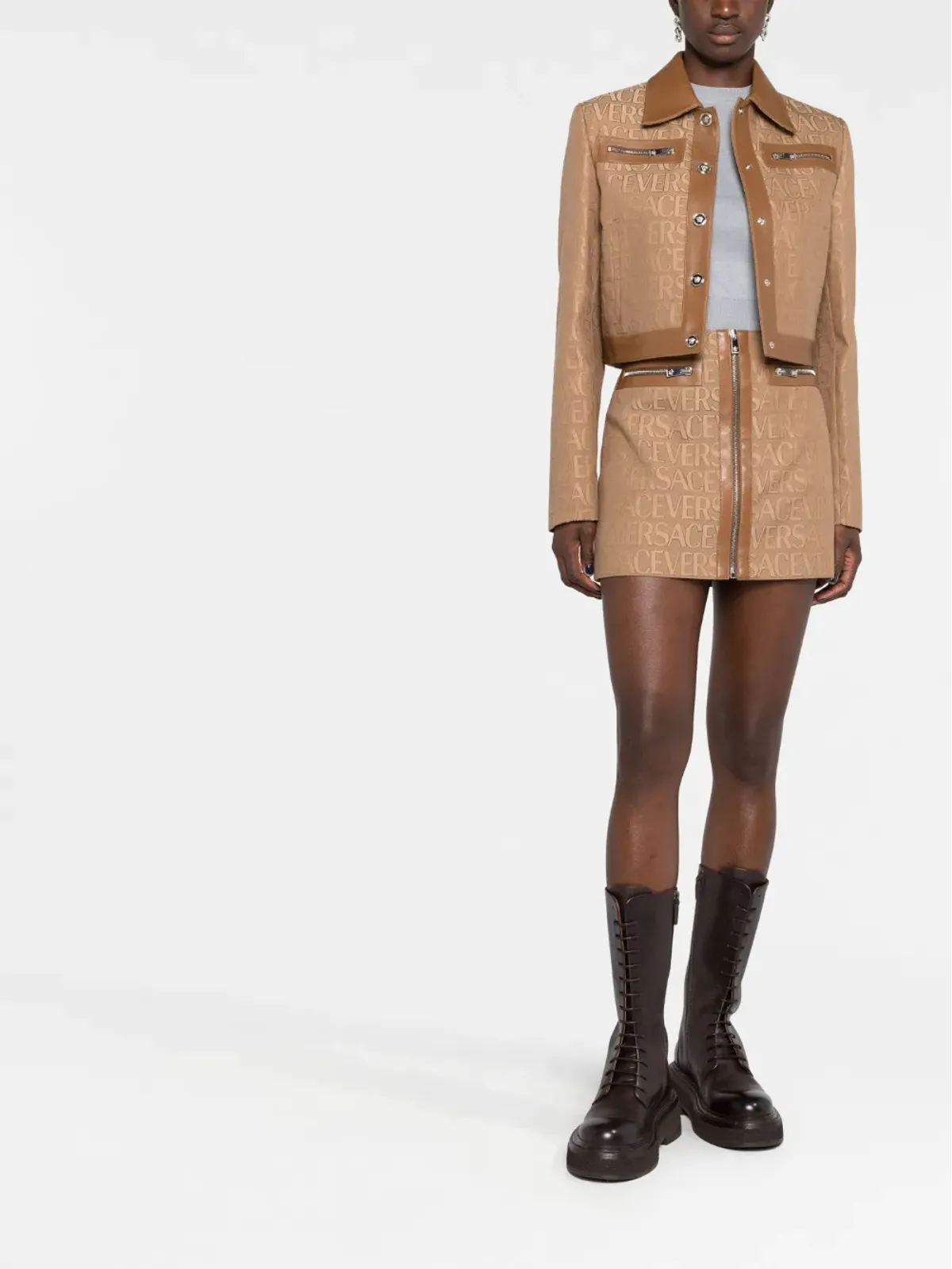 Versace オールオーバー レザー トリム ミニスカート - 画像2