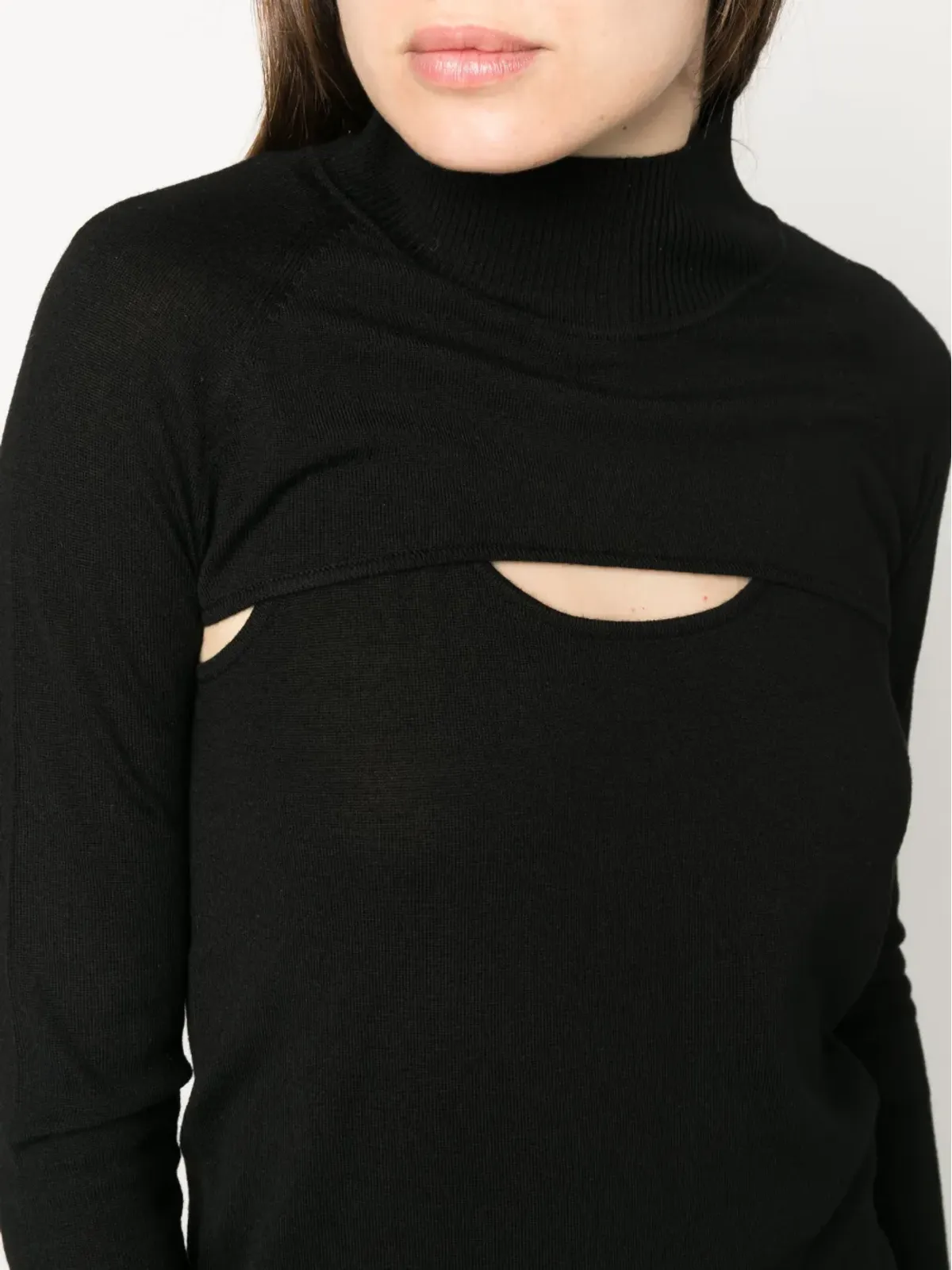 Patrizia Pepe 長袖カットアウトウールTシャツ ブラック - 画像5