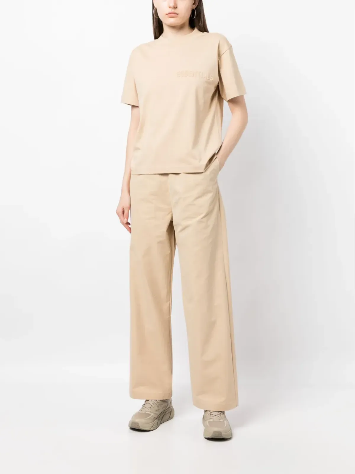 FEAR OF GOD ESSENTIALS ロゴパッチ付きドローストリングウエストバンドパンツ - Brown - 画像2