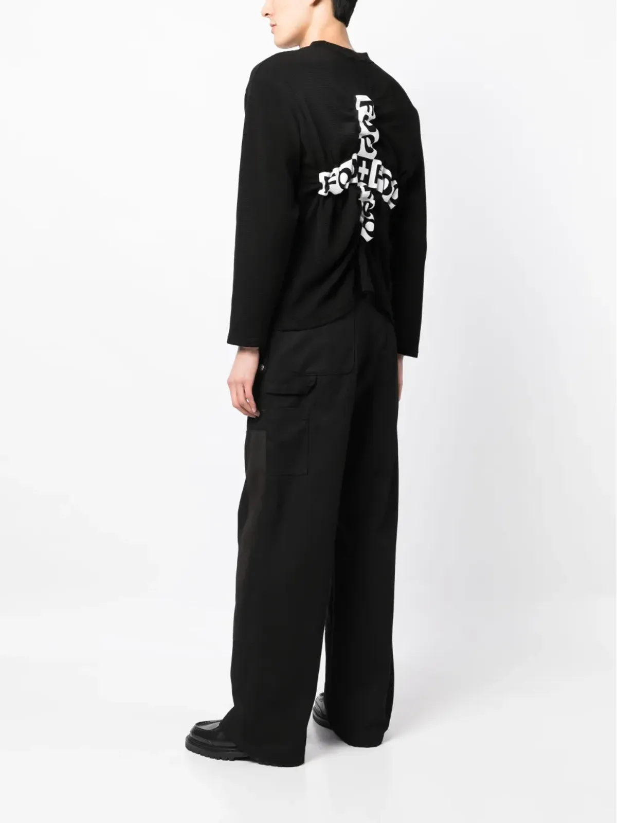 FOO AND FOO ロゴプリント長袖Tシャツ（ブラック） - 画像2