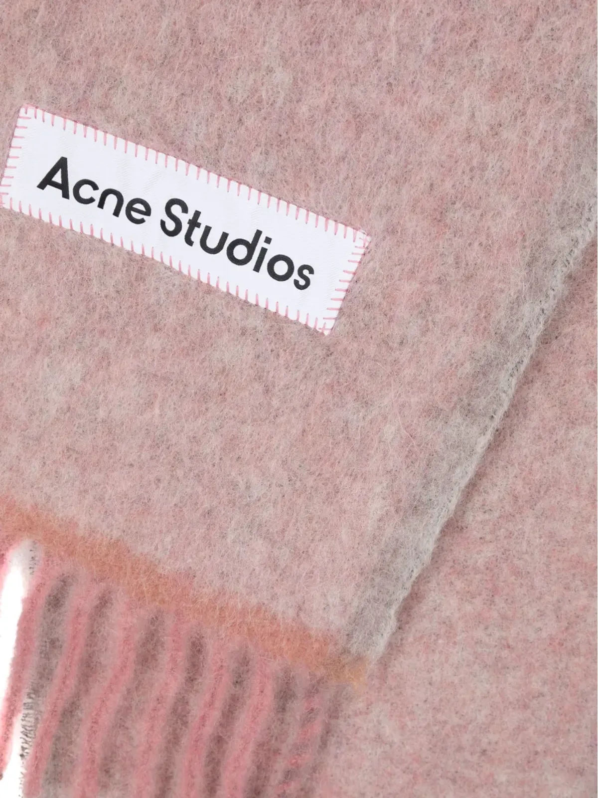 Acne Studios フリンジ付きモヘアウールのスカーフ ピンク - 画像3