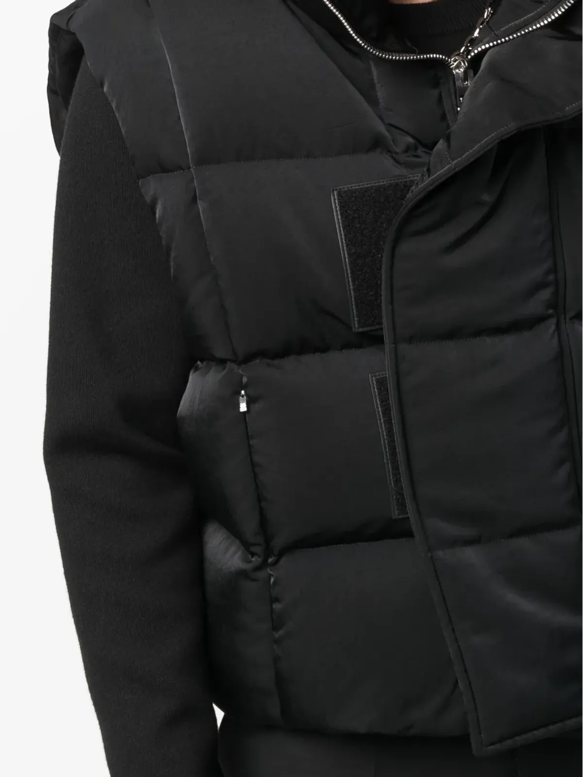 Givenchy ファネルネック付きパディッドジレ ブラック - 画像5