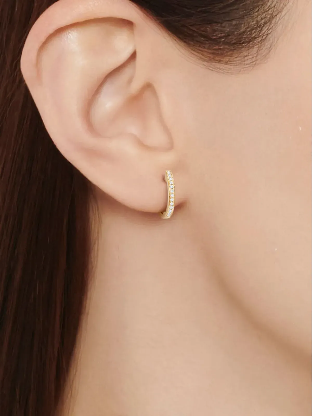 Kiki McDonough 18kt yellow gold Kiki Classic diamond hoops - 画像1
