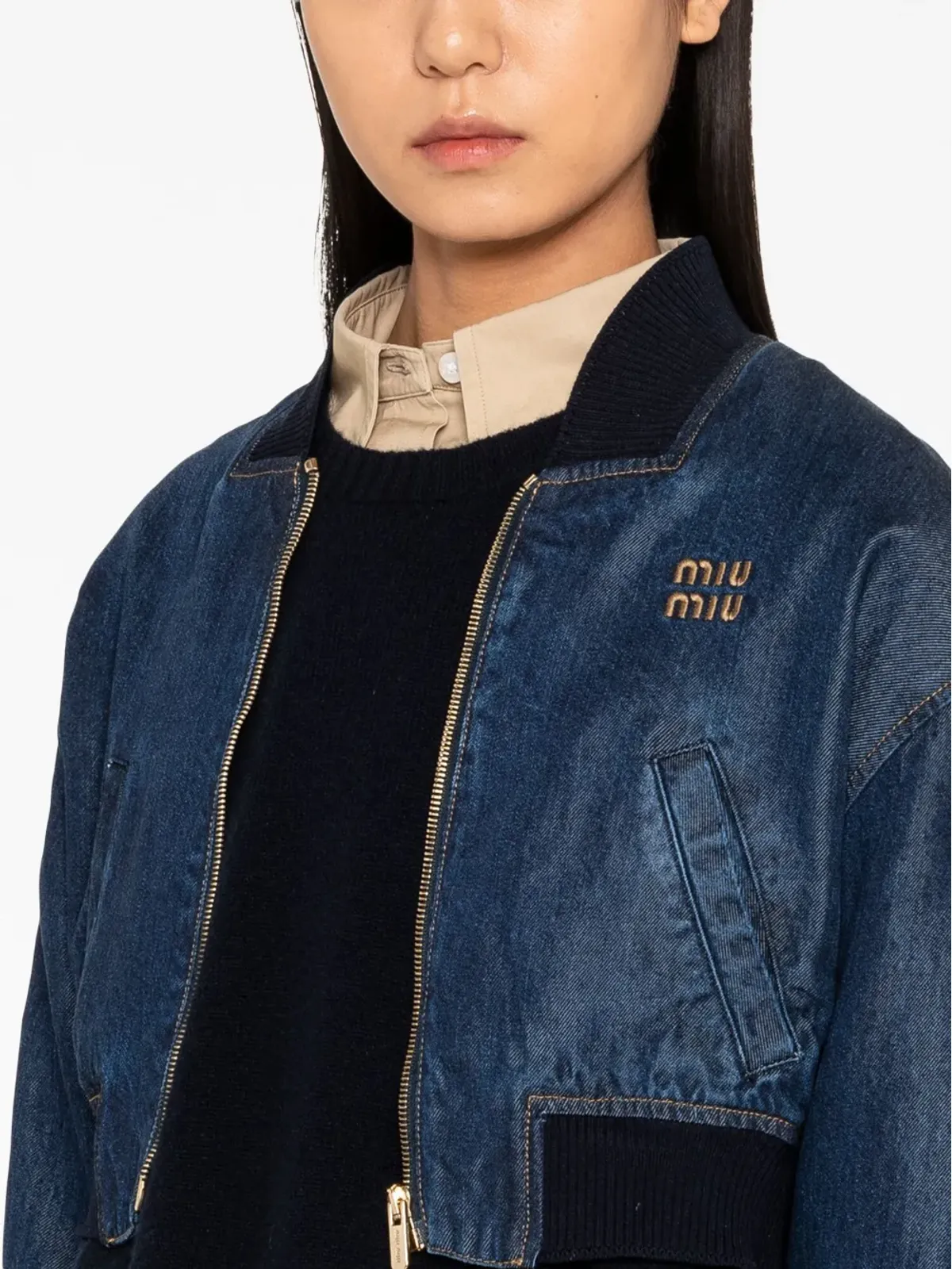 Miu Miu 刺繍ロゴ入りデニム ブルゾンジャケット - 画像5